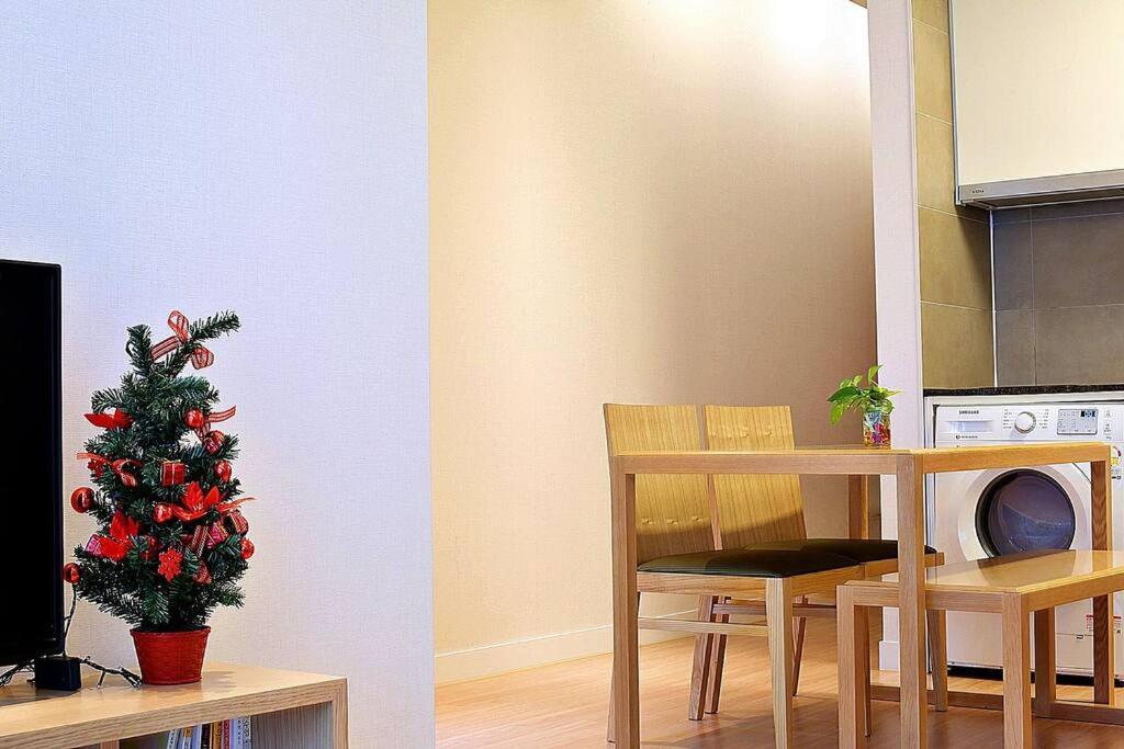 Coveted Palms Village Pension Jeju Esterno foto